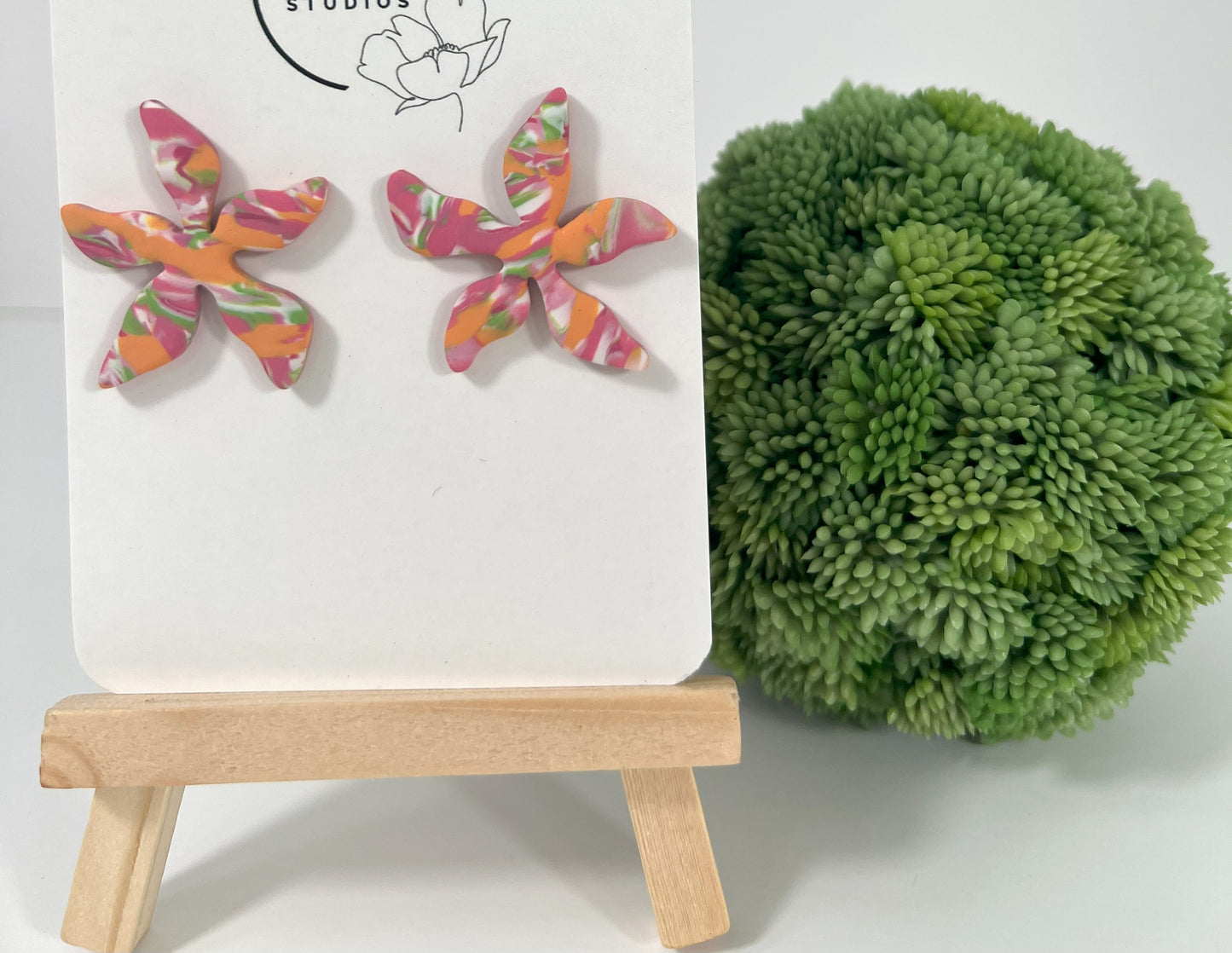 Orange Sherbert Organic Flower Stud